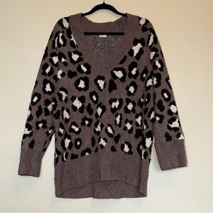 a new day Mauve and White Leopard Oversized V-Neck Sweater